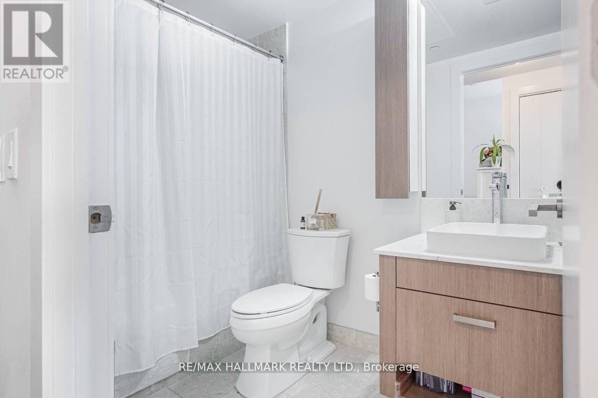 609 - 3018 Yonge Street, Toronto, Ontario  M4N 2K4 - Photo 8 - C12933938