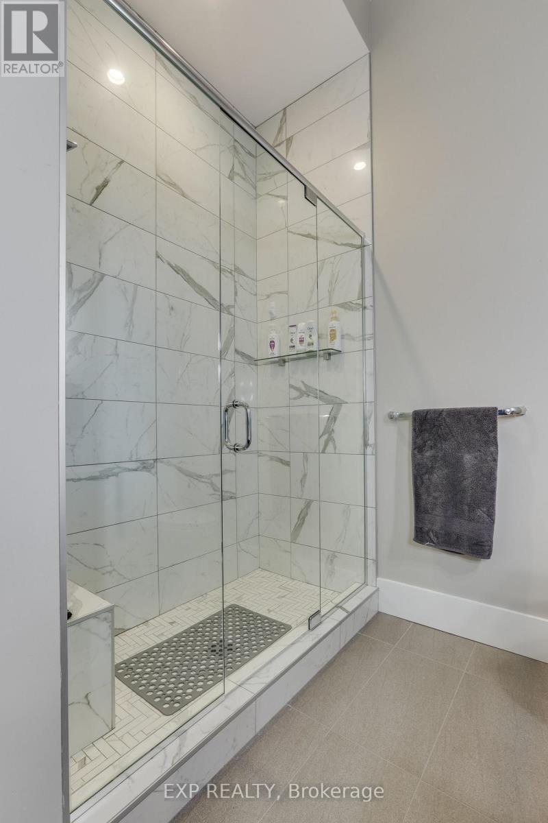 Photo 32 of 38 for 404 - 1705 Fiddlehead Place