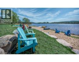137 LAKESHORE Drive, Barry's Bay, Ontario
