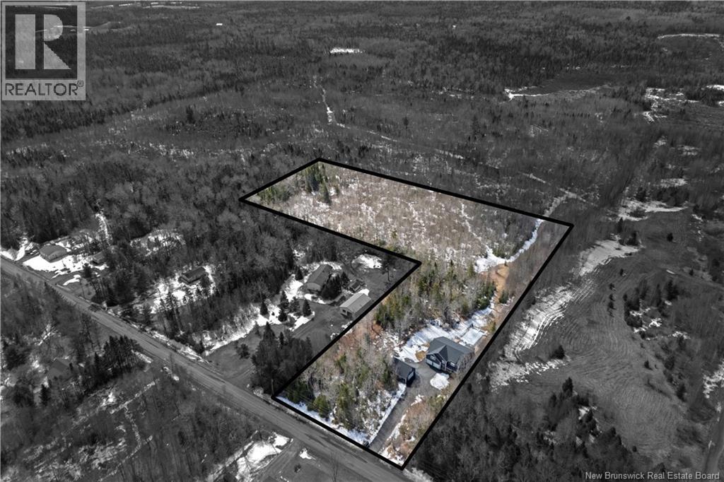 262 Rogers, Berry Mills, New Brunswick  E1G 2N5 - Photo 2 - NB132559
