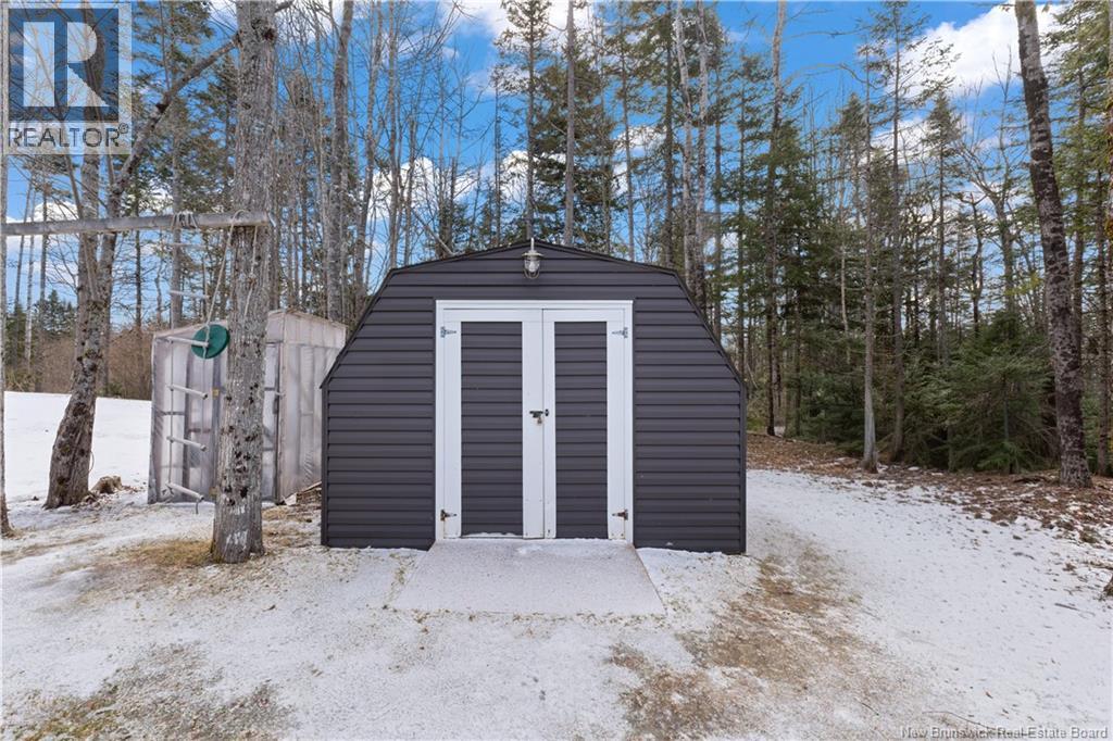 262 Rogers, Berry Mills, New Brunswick  E1G 2N5 - Photo 35 - NB132559