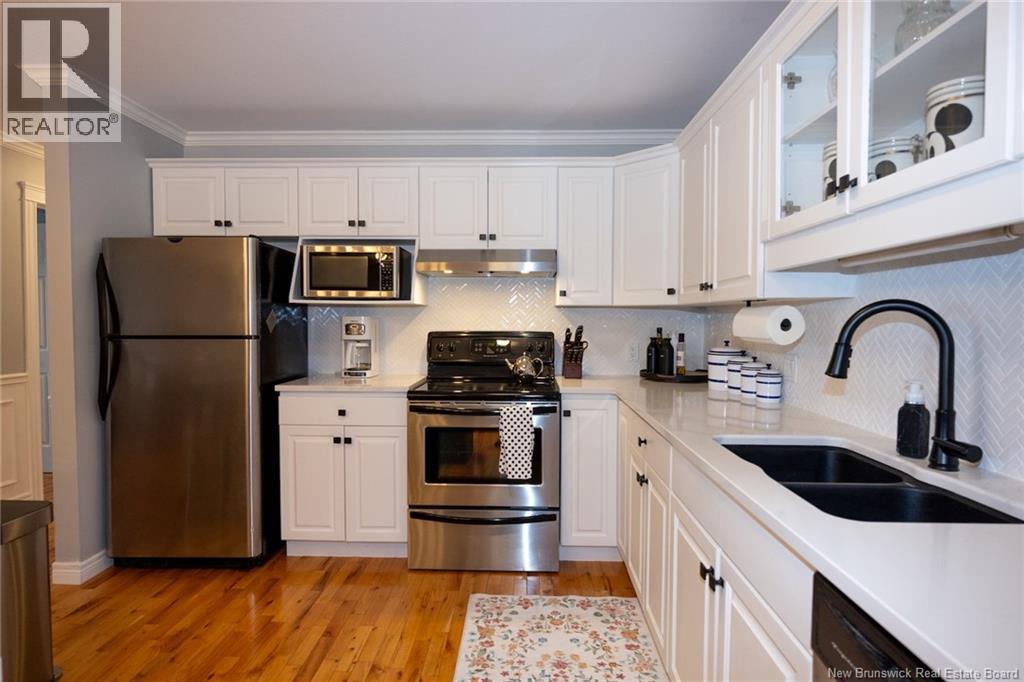35 Lian Street Unit# 20, Fredericton, New Brunswick  E3C 0A8 - Photo 2 - NB135981