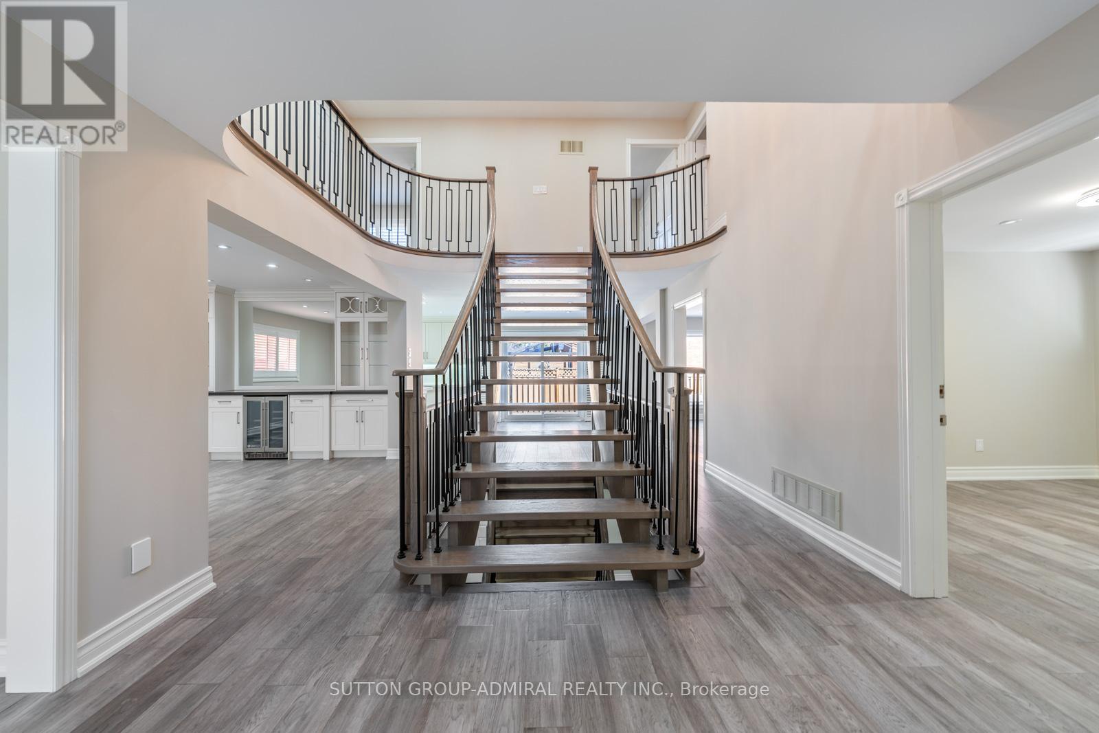 150 Rockwood Crescent, Vaughan, Ontario  L4J 7W1 - Photo 16 - N12933932