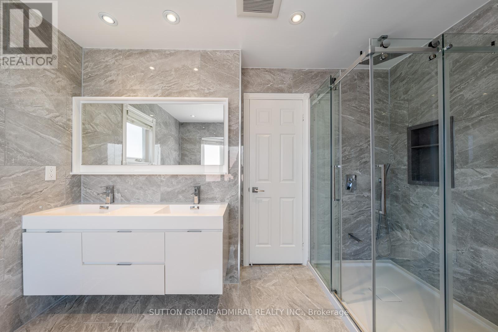 150 Rockwood Crescent, Vaughan, Ontario  L4J 7W1 - Photo 21 - N12933932