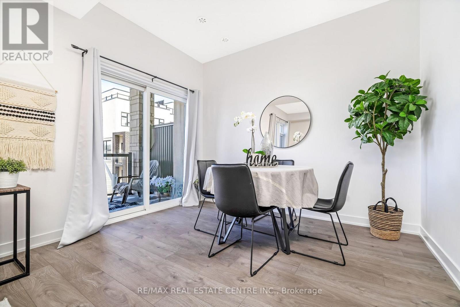 28 - 1121 Cooke Boulevard, Burlington, Ontario  L7T 0C3 - Photo 15 - W12898282