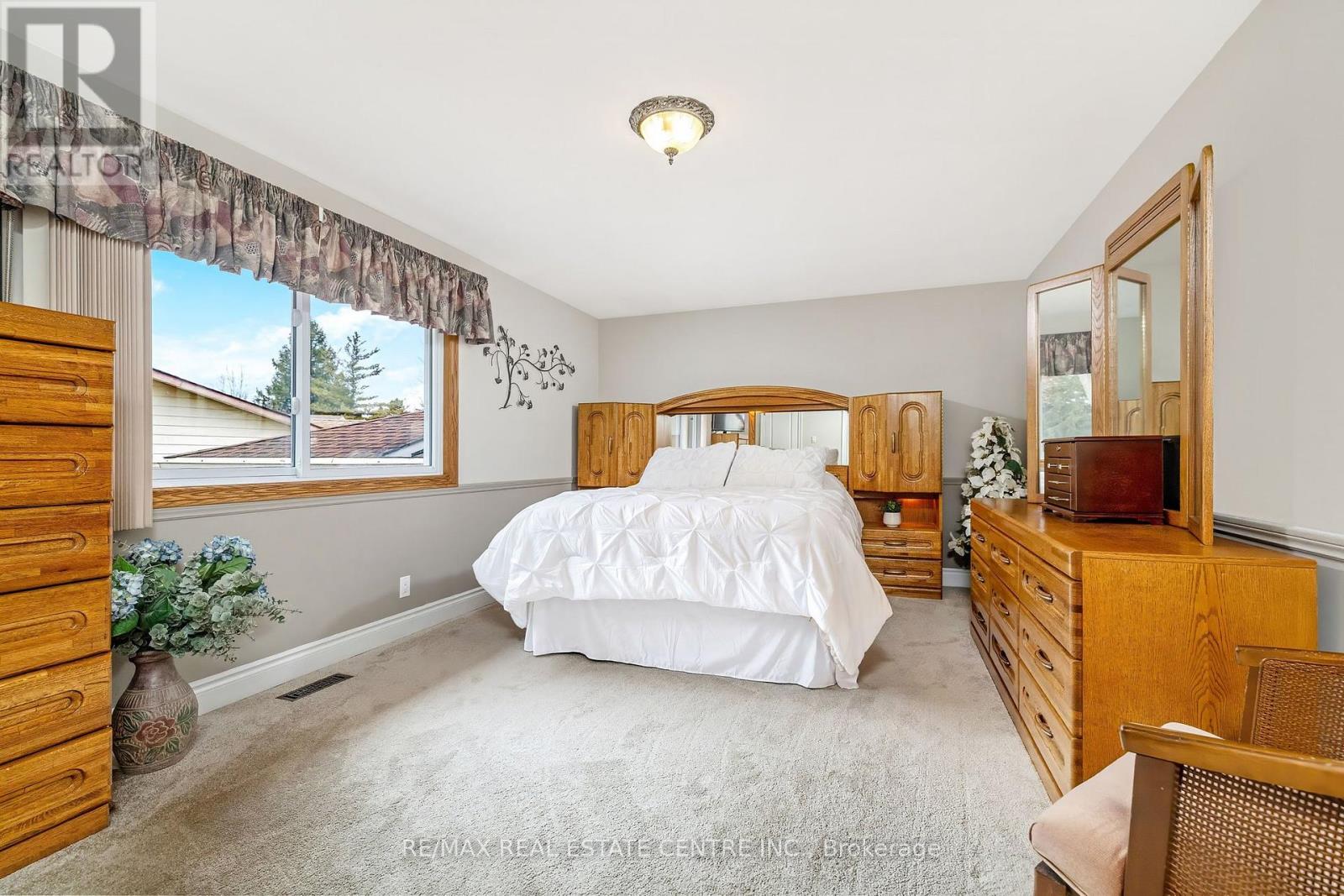 9 Cloverdale Crescent, Wilmot, Ontario  N0B 2H0 - Photo 23 - X12922432