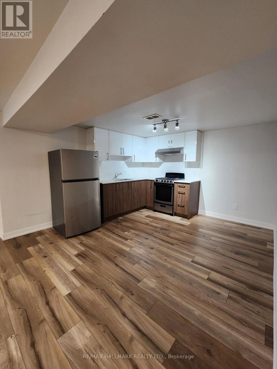 Lower #2 - 164 Richard Clark Drive, Toronto (Downsview-Roding-Cfb), Ontario  M3M 1V4 - Photo 9 - W12933946