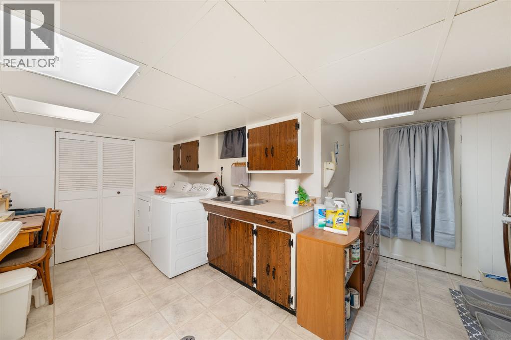 1220 Ridgewood Drive, Sarnia, Ontario  N7V 3R1 - Photo 29 - 26006334