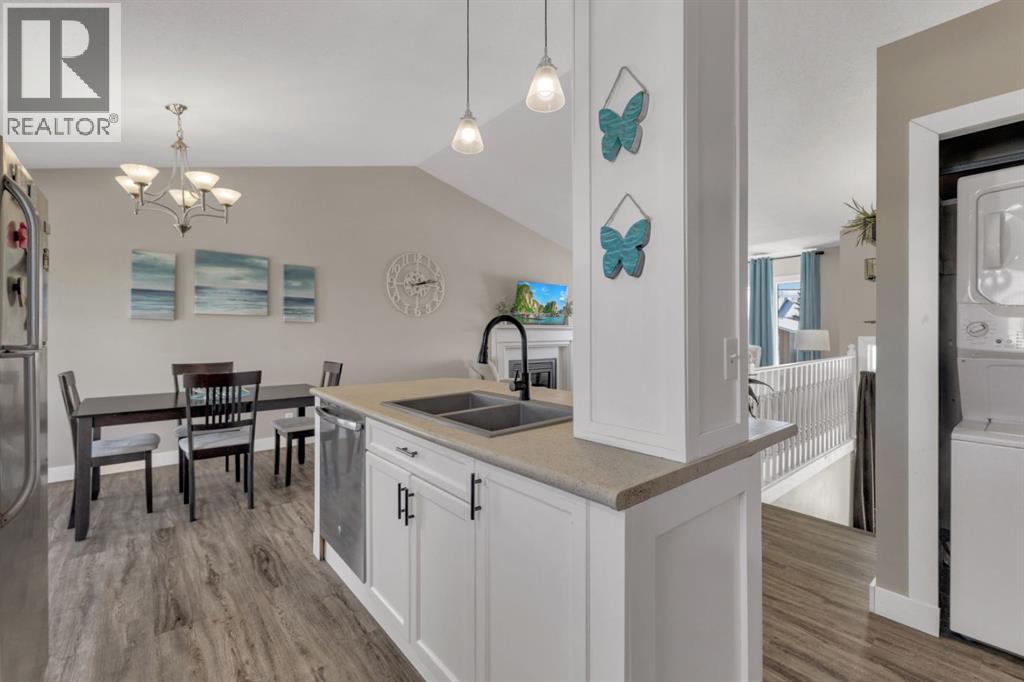 4713 46 Street, Sylvan Lake, Alberta  T4S 1N3 - Photo 7 - A2295518