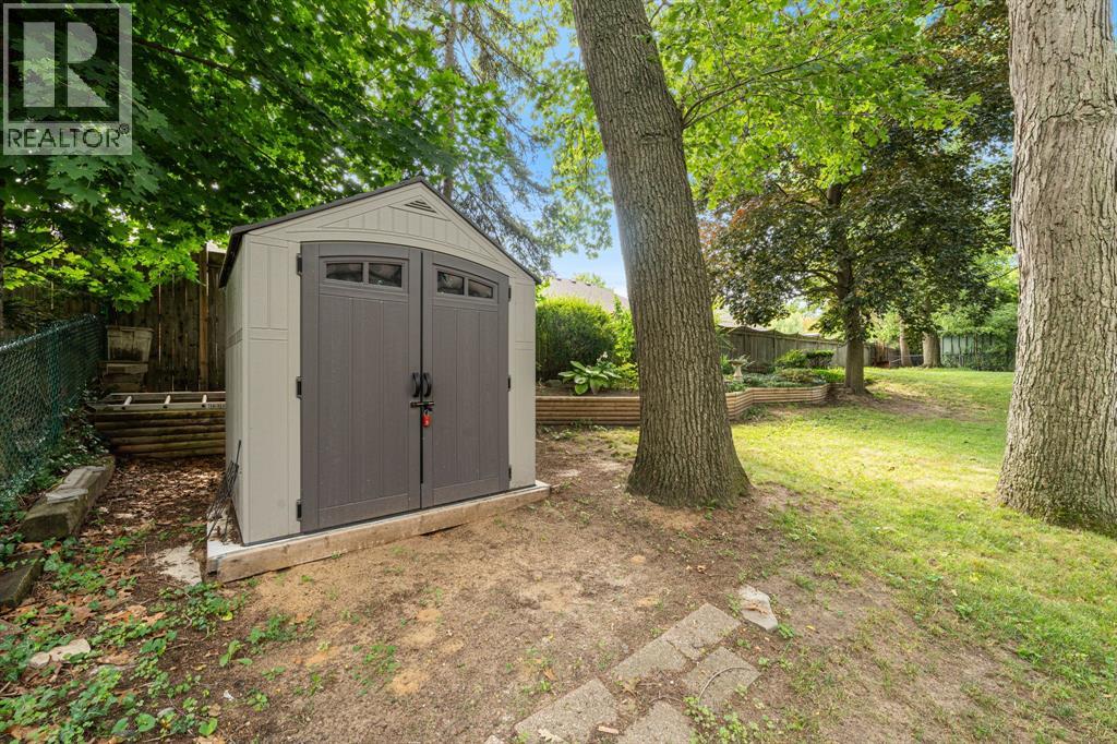 1220 Ridgewood Drive, Sarnia, Ontario  N7V 3R1 - Photo 34 - 26006334