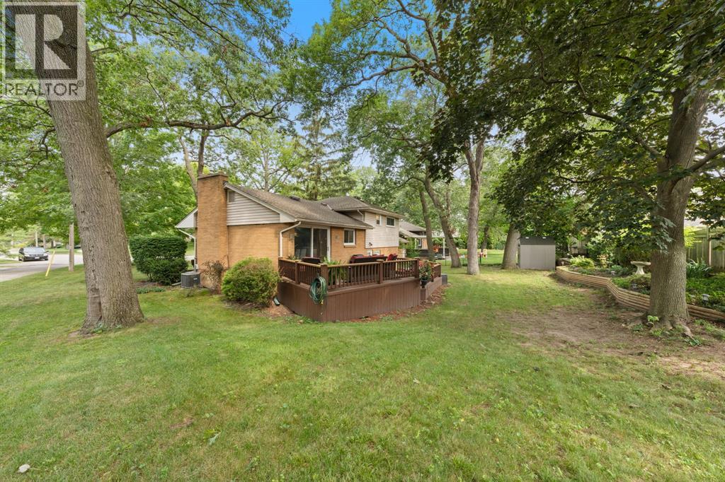 1220 Ridgewood Drive, Sarnia, Ontario  N7V 3R1 - Photo 37 - 26006334