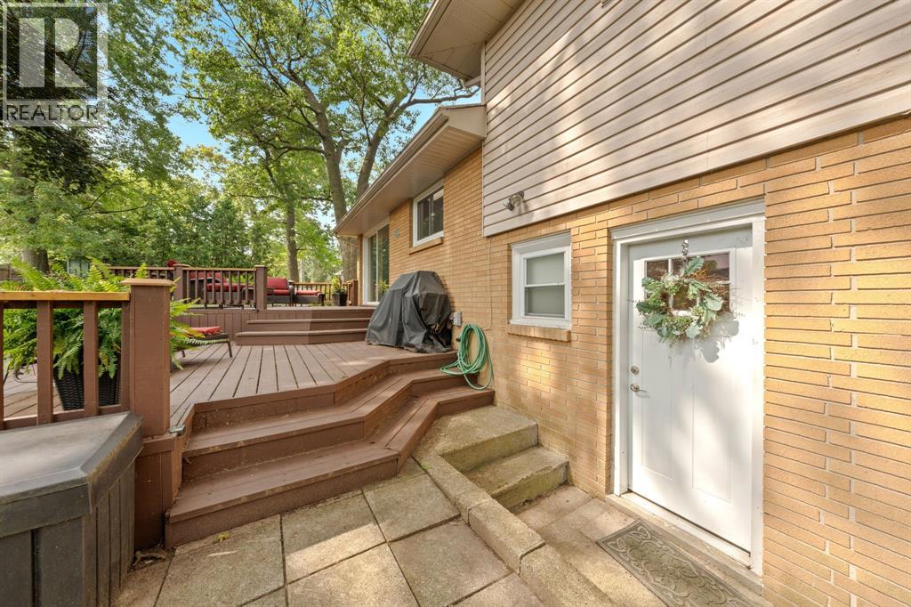 1220 Ridgewood Drive, Sarnia, Ontario  N7V 3R1 - Photo 38 - 26006334