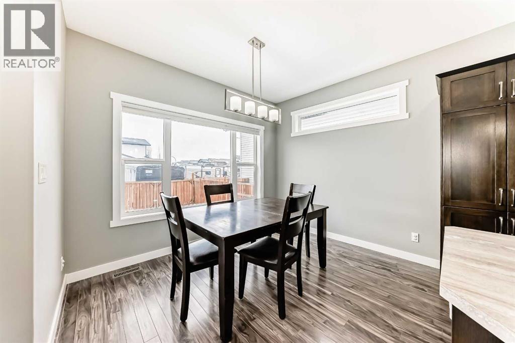 3 Hanson Green, Penhold, Alberta  T0M 1R0 - Photo 13 - A2295623