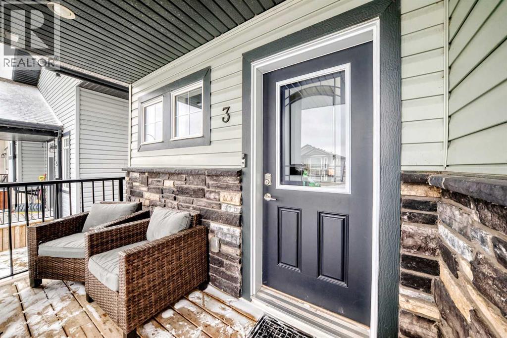3 Hanson Green, Penhold, Alberta  T0M 1R0 - Photo 3 - A2295623