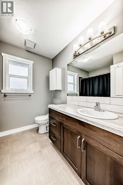 3 Hanson Green, Penhold, Alberta  T0M 1R0 - Photo 31 - A2295623