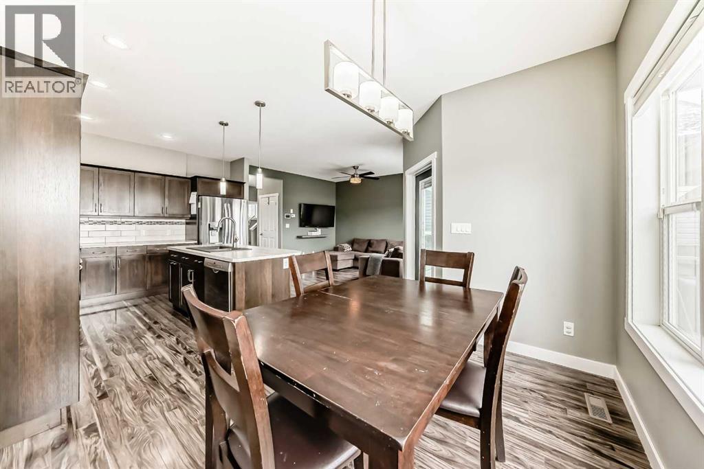 3 Hanson Green, Penhold, Alberta  T0M 1R0 - Photo 14 - A2295623