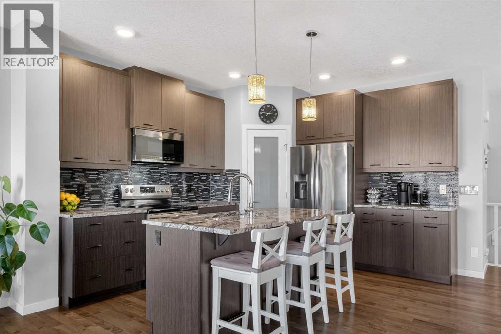 220 Evansborough Way Nw, Calgary, Alberta  T3P 0N9 - Photo 5 - A2295558