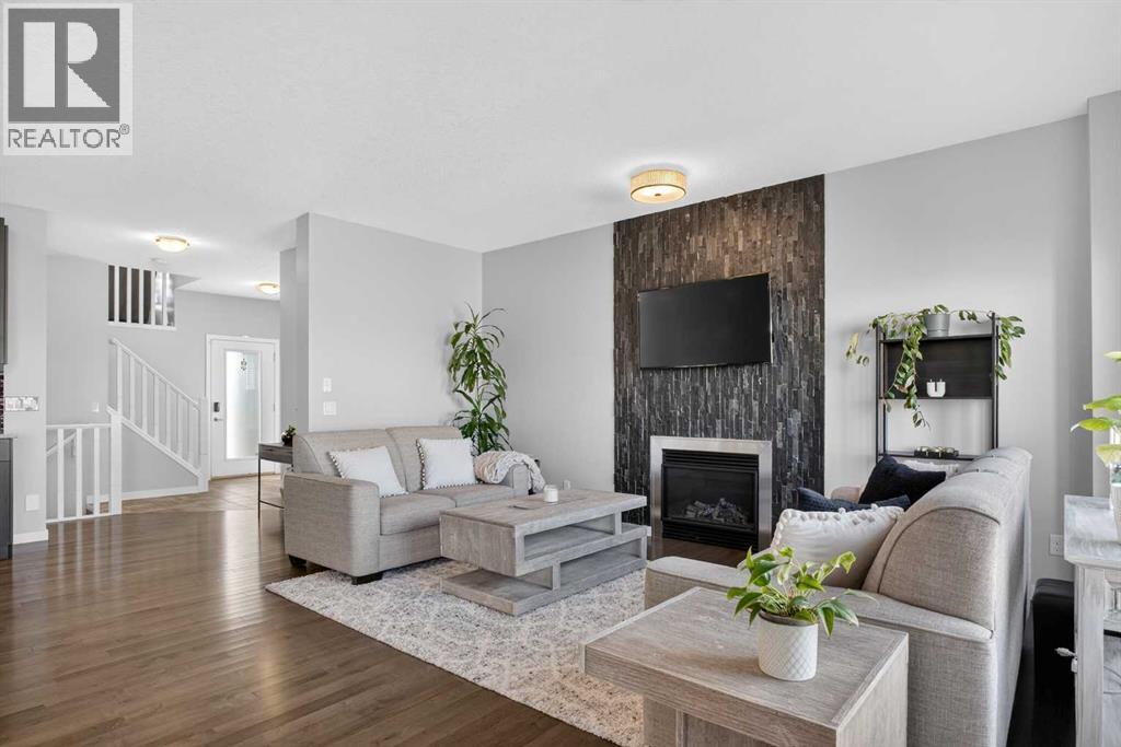 220 Evansborough Way Nw, Calgary, Alberta  T3P 0N9 - Photo 11 - A2295558