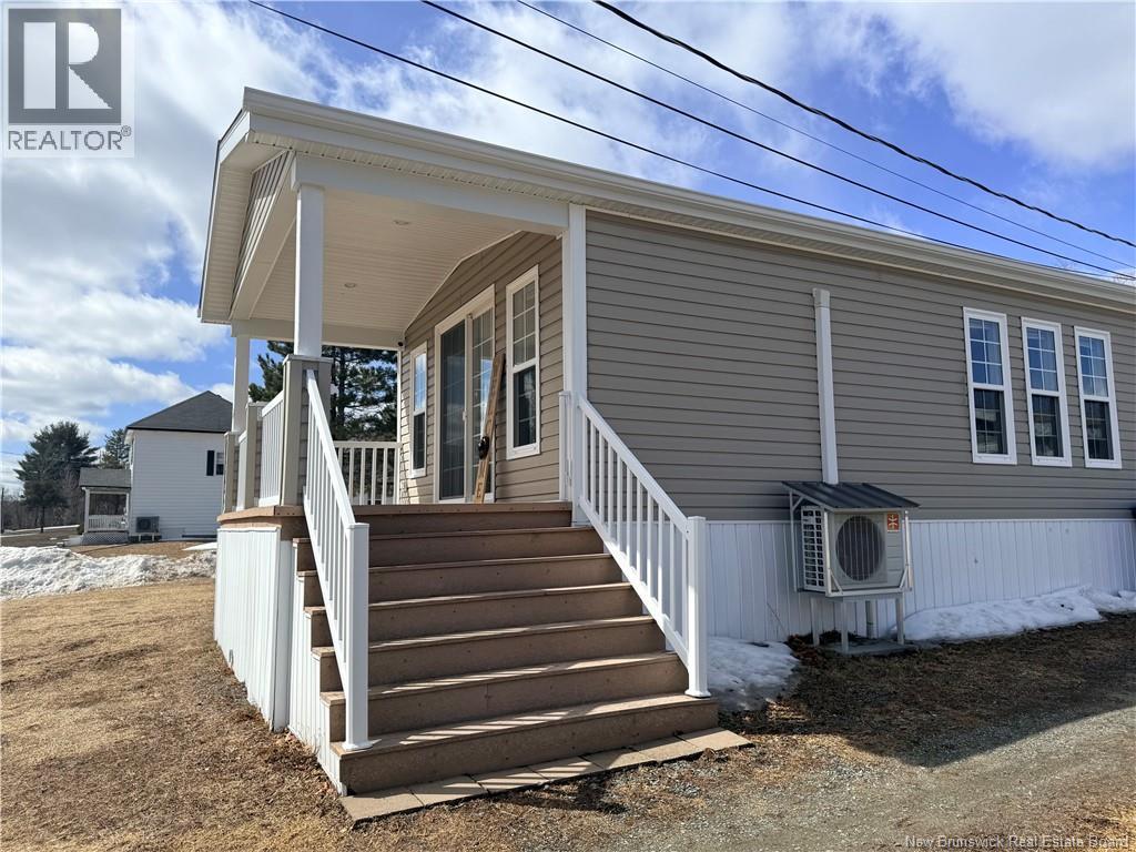 46 Macdonald Road, Miramichi, New Brunswick  E1V 6J6 - Photo 3 - NB136027
