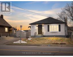 UPPER - 590 ATHOL STREET E, Oshawa, Ontario