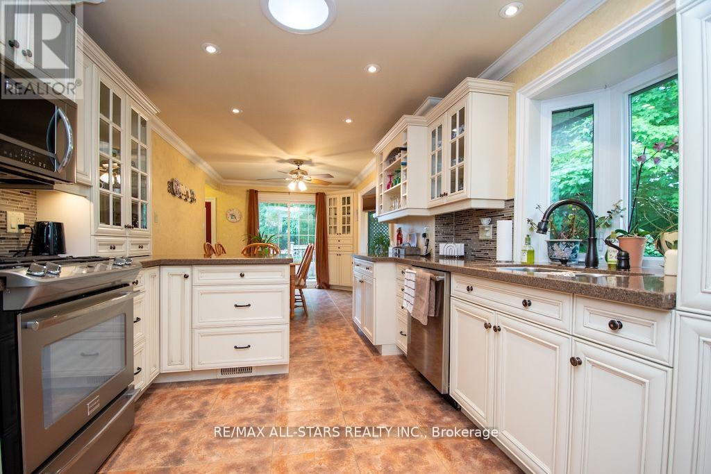 690 Post Road, Kawartha Lakes, Ontario  K0L 2X0 - Photo 10 - X12933976