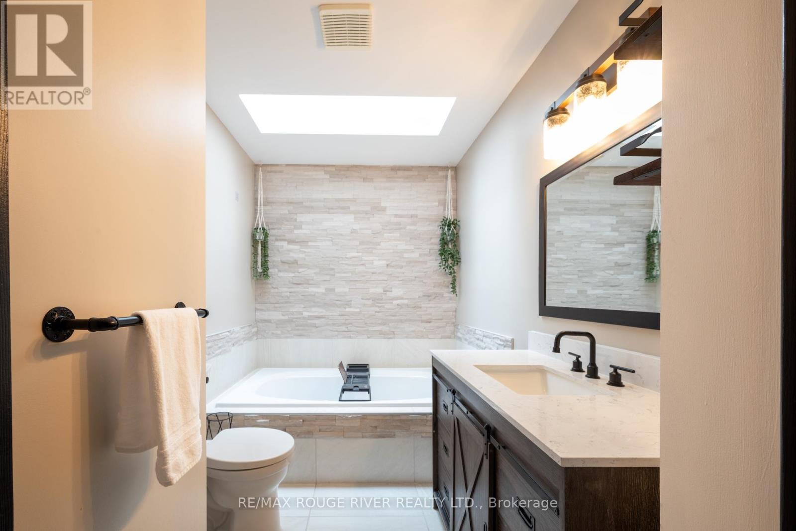 345 Booth Court, Cobourg, Ontario  K9A 5N5 - Photo 30 - X12934000