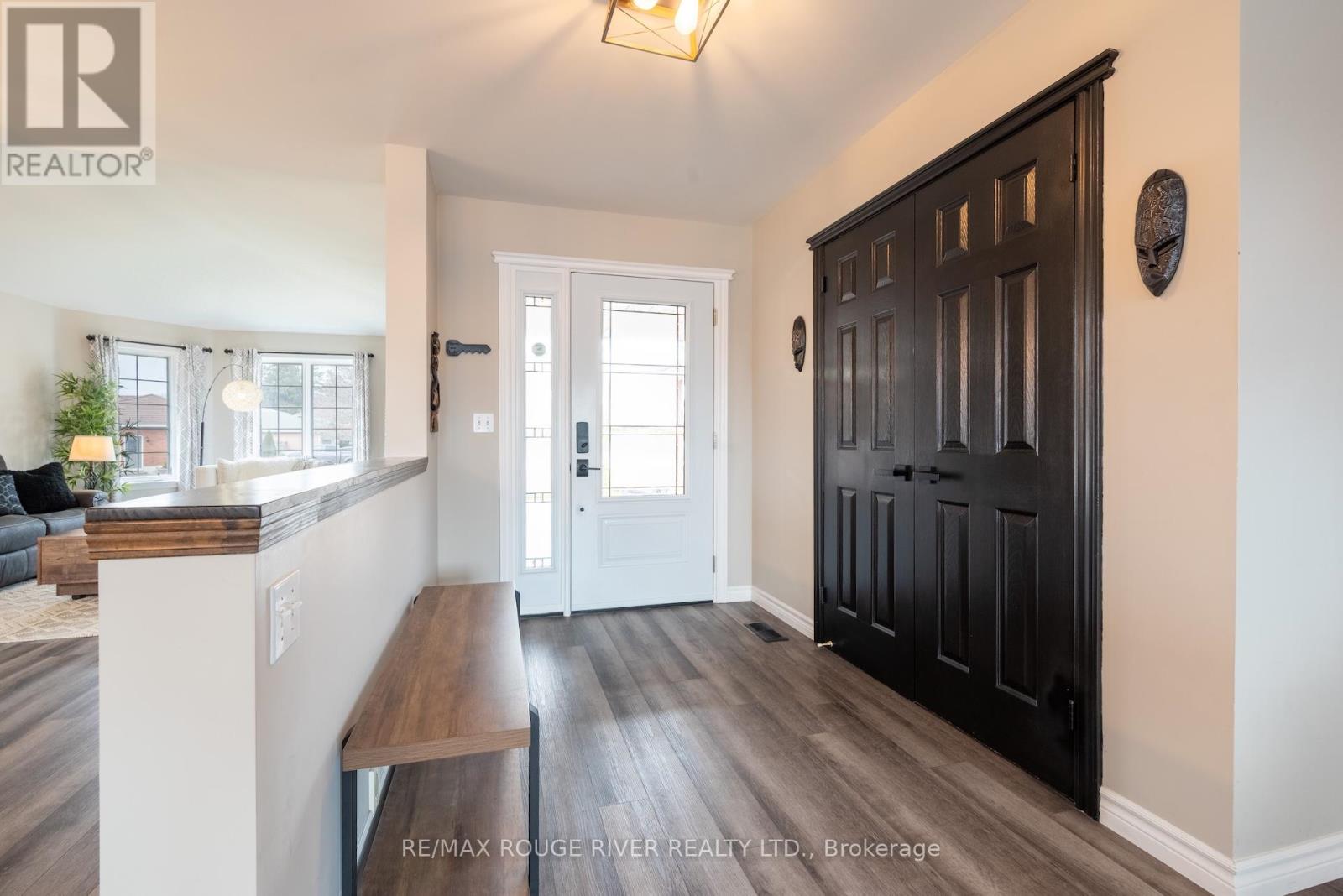 345 Booth Court, Cobourg, Ontario  K9A 5N5 - Photo 5 - X12934000