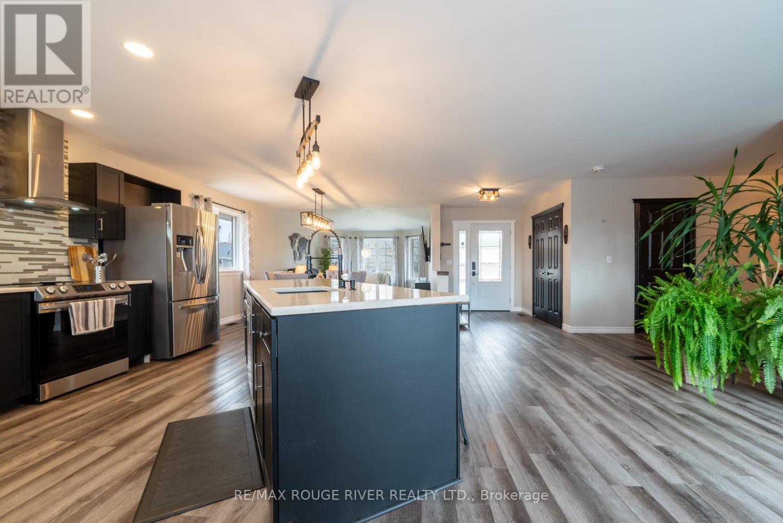 345 Booth Court, Cobourg, Ontario  K9A 5N5 - Photo 9 - X12934000