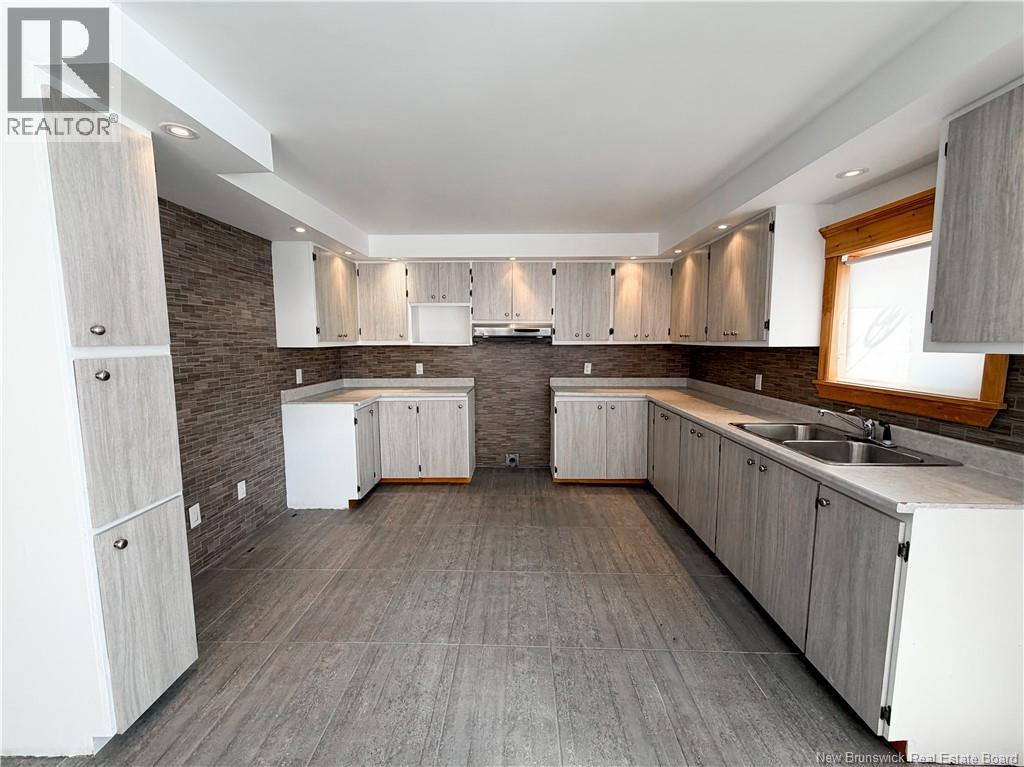 6 Lebel Court, Campbellton, New Brunswick  E3N 3Y3 - Photo 2 - NB126526