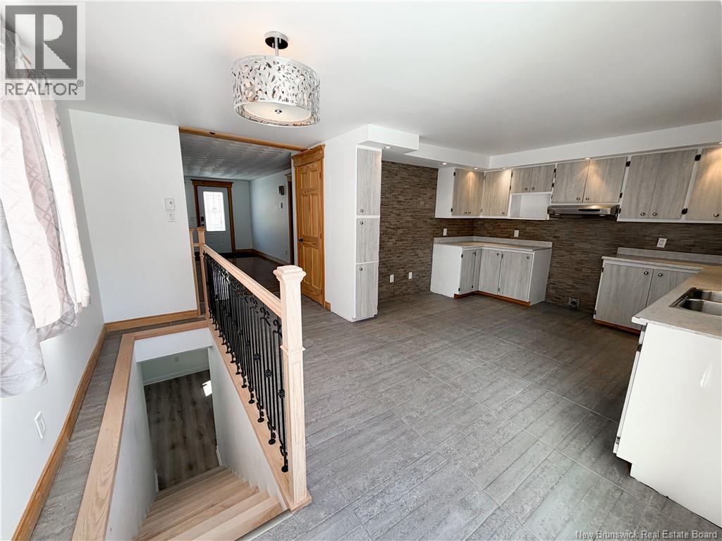 6 Lebel Court, Campbellton, New Brunswick  E3N 3Y3 - Photo 11 - NB126526