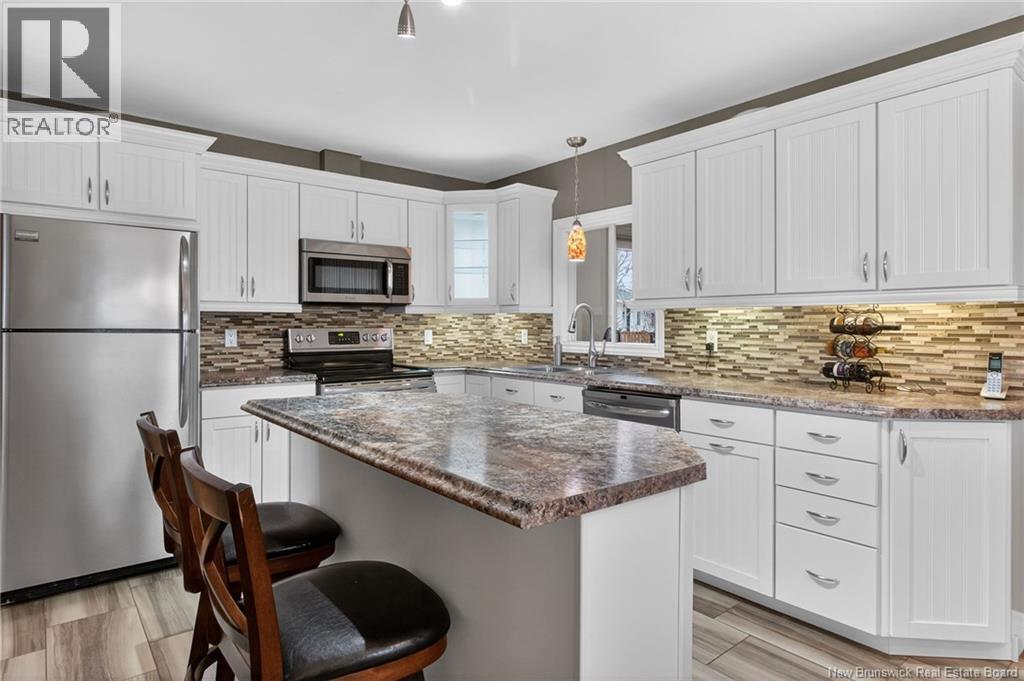 69 Pasadena Drive, Moncton, New Brunswick  E1G 1H7 - Photo 8 - NB134620