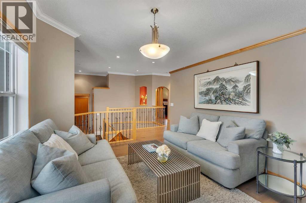 1907 Woodside Boulevard Nw, Airdrie, Alberta  T4B 2M4 - Photo 8 - A2295912