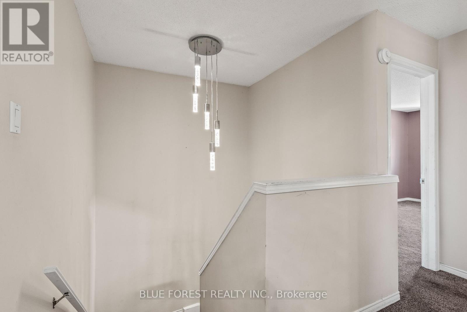 260 Oak Street, Lucan Biddulph, Ontario  N0M 2J0 - Photo 15 - X12934010