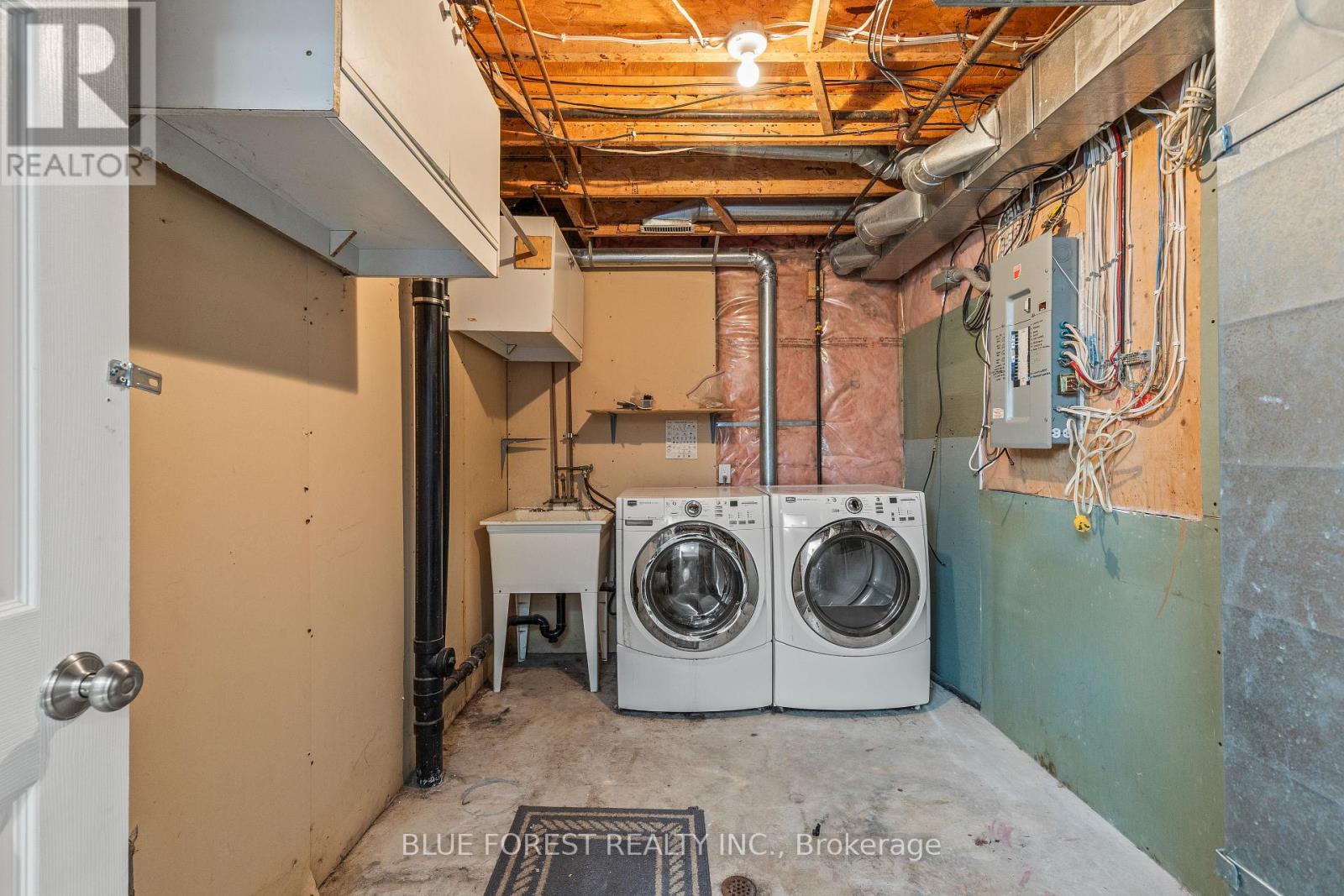 260 Oak Street, Lucan Biddulph, Ontario  N0M 2J0 - Photo 30 - X12934010