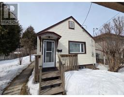 84 Machar Ave, Thunder Bay, Ontario