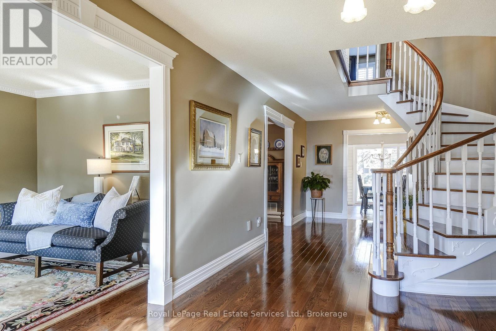 2139 Brays Lane, Oakville, Ontario  L6M 2T2 - Photo 10 - W12934058