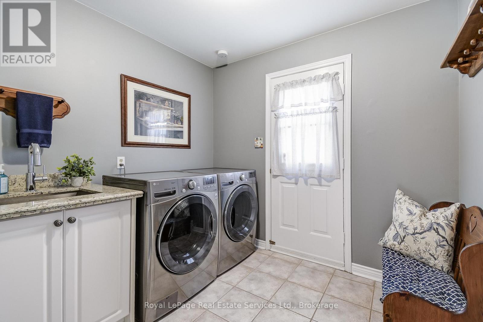 2139 Brays Lane, Oakville, Ontario  L6M 2T2 - Photo 21 - W12934058