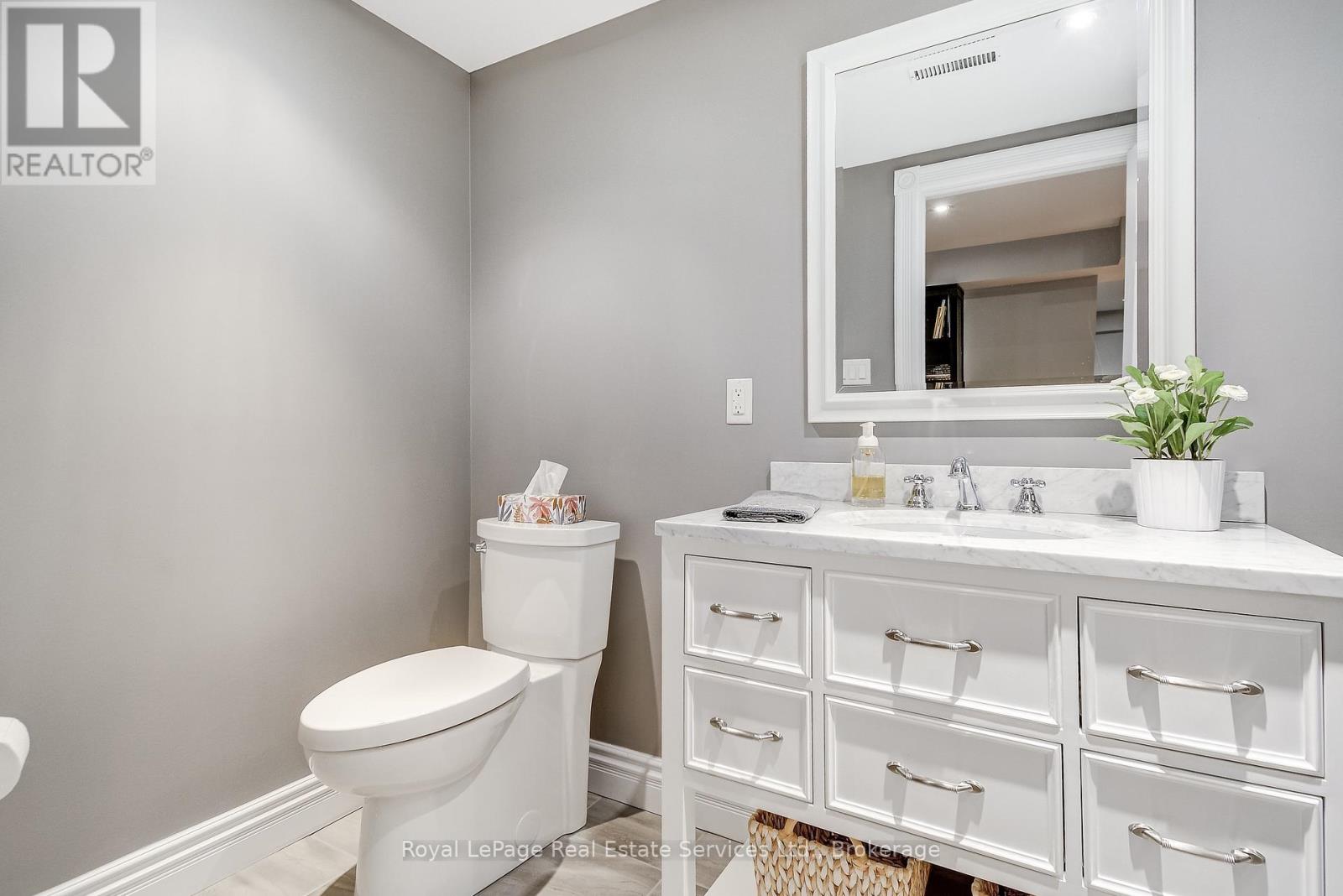 2139 Brays Lane, Oakville, Ontario  L6M 2T2 - Photo 35 - W12934058