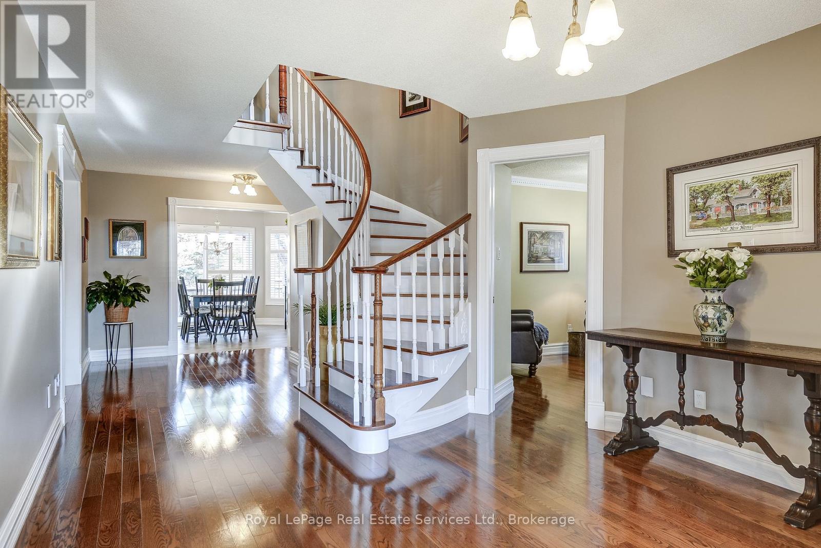 2139 Brays Lane, Oakville, Ontario  L6M 2T2 - Photo 9 - W12934058