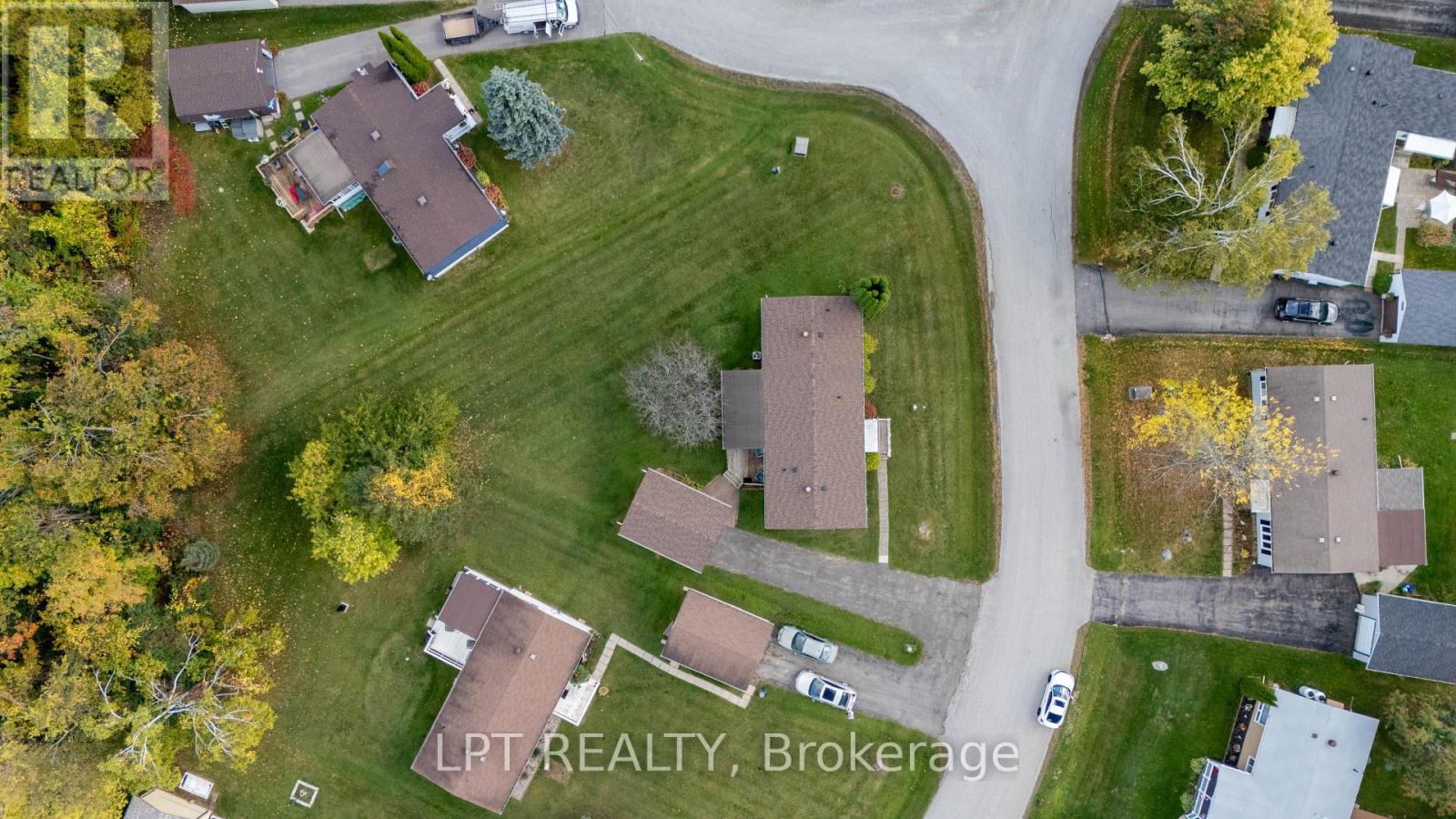 11 Geneva Court, Georgina (Sutton & Jackson's Point), Ontario  L0E 1R0 - Photo 25 - N12698512