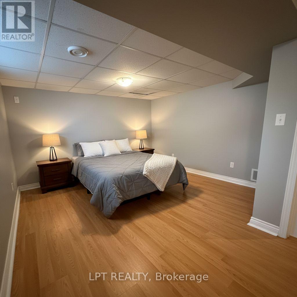 342 Linwood Avenue, Orillia, Ontario  L3V 2X1 - Photo 32 - S12902444