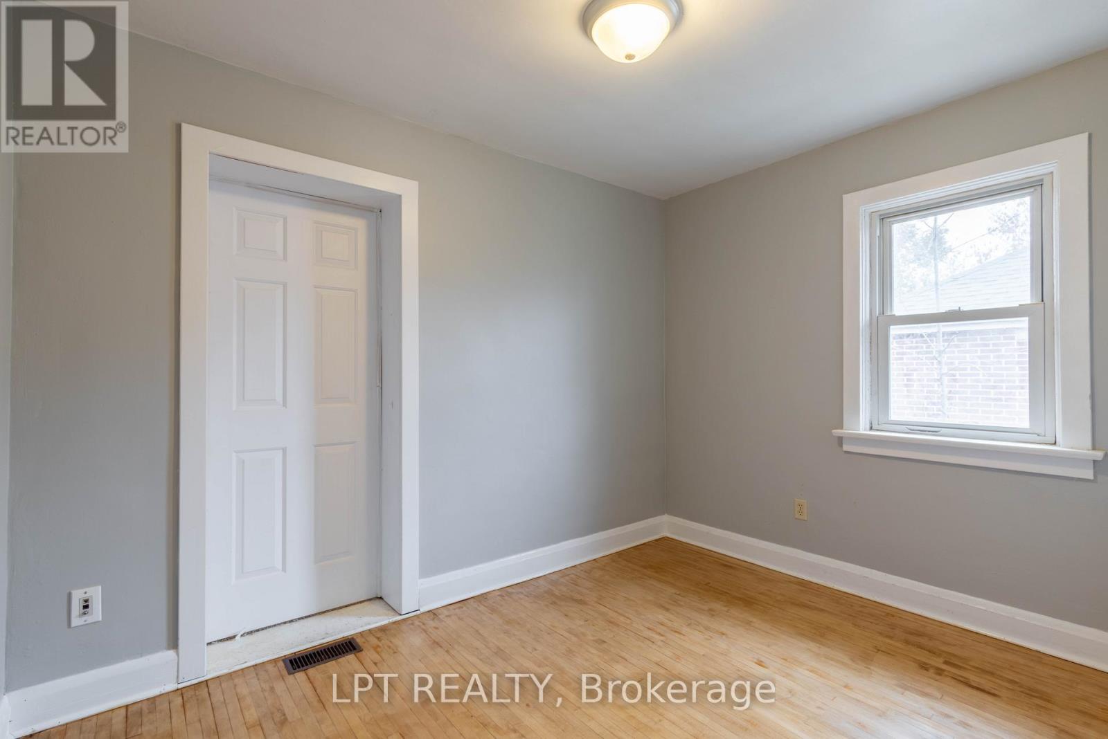 342 Linwood Avenue, Orillia, Ontario  L3V 2X1 - Photo 24 - S12902444