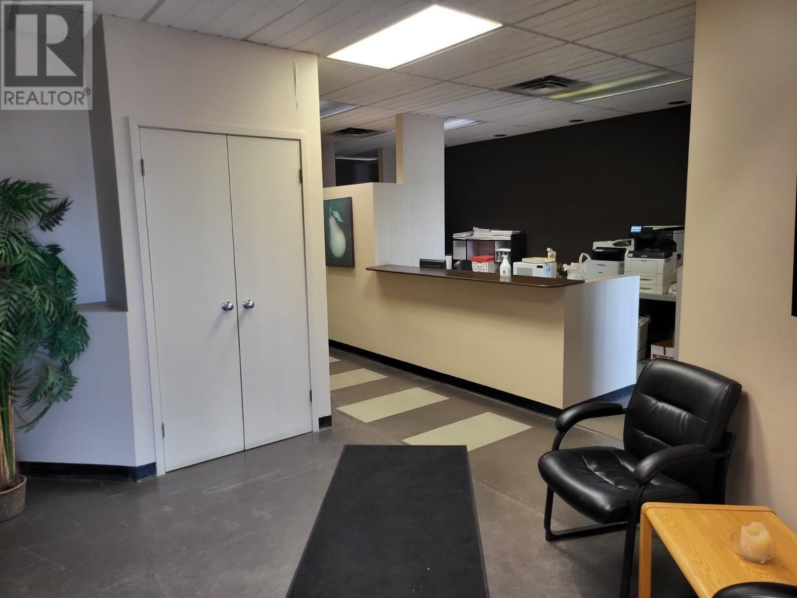 B 947 Memorial Ave, Thunder Bay, Ontario  P7B 4A1 - Photo 3 - TB252167