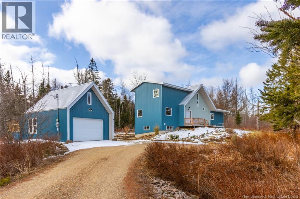 106 Charlotte Street, Sackville, New Brunswick  E4L 2Y7 - Photo 1 - NB135823