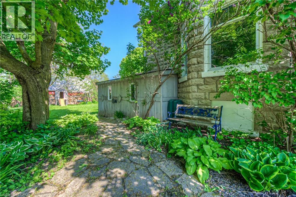 333 Barber Avenue N, Listowel, Ontario  N4W 1R8 - Photo 35 - 40795200