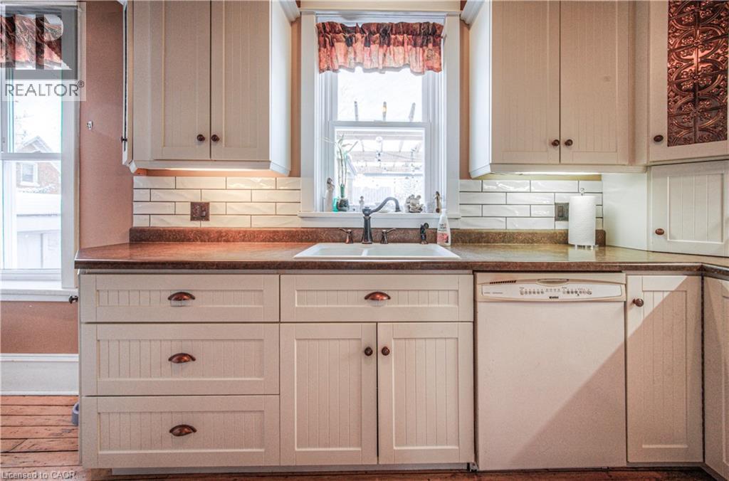 333 Barber Avenue N, Listowel, Ontario  N4W 1R8 - Photo 17 - 40795200