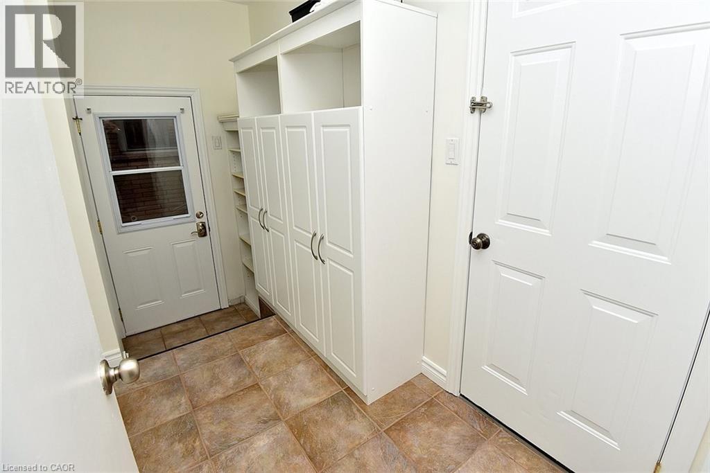 22 San Remo Drive, Hamilton, Ontario  L9C 5N3 - Photo 16 - 40815887