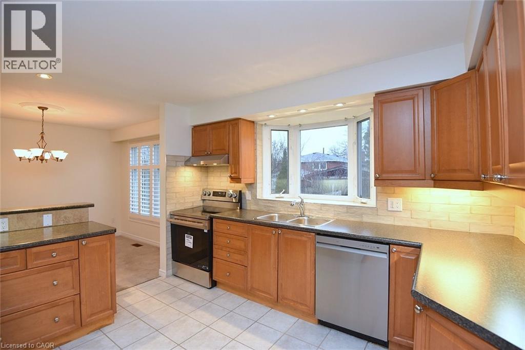 22 San Remo Drive, Hamilton, Ontario  L9C 5N3 - Photo 11 - 40815887