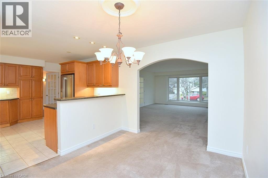 22 San Remo Drive, Hamilton, Ontario  L9C 5N3 - Photo 10 - 40815887