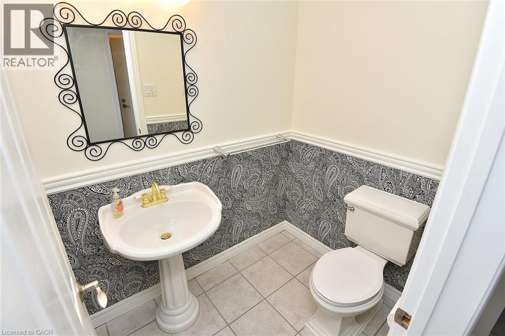 22 San Remo Drive, Hamilton, Ontario  L9C 5N3 - Photo 15 - 40815887